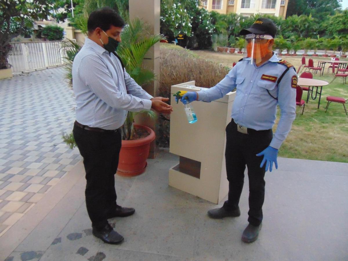 Temple Tree Hotel Shirdi Luaran gambar