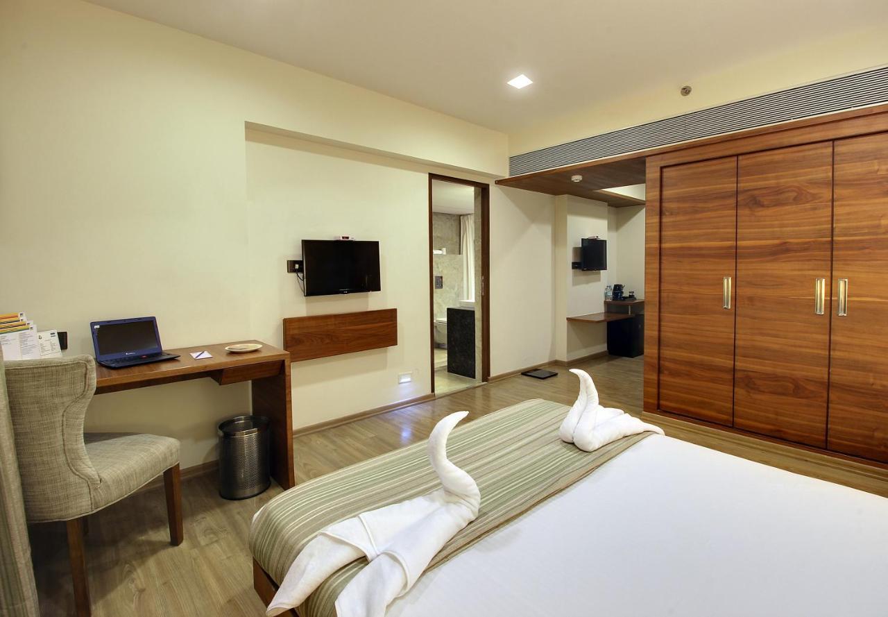 Temple Tree Hotel Shirdi Luaran gambar