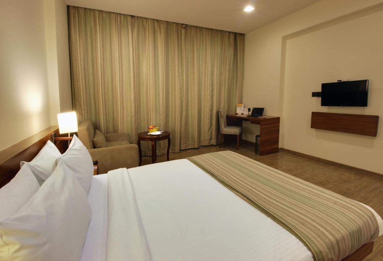 Temple Tree Hotel Shirdi Luaran gambar