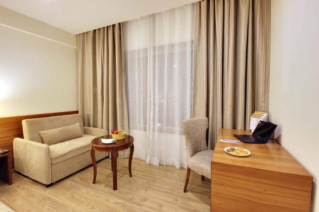 Temple Tree Hotel Shirdi Luaran gambar