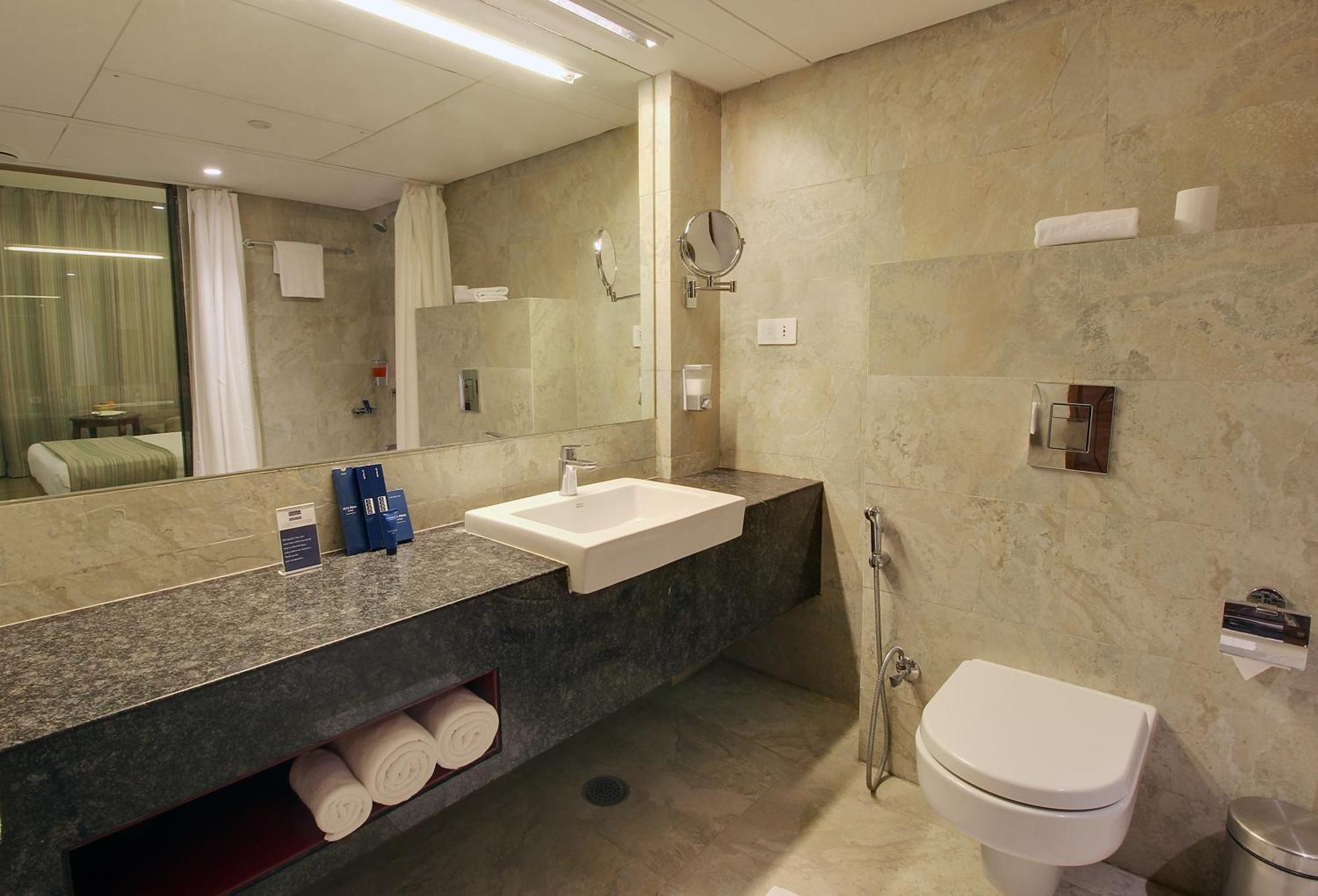Temple Tree Hotel Shirdi Luaran gambar