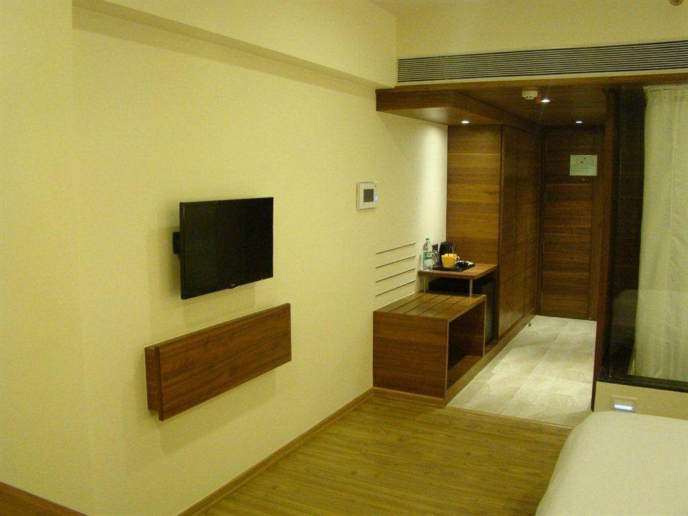 Temple Tree Hotel Shirdi Luaran gambar